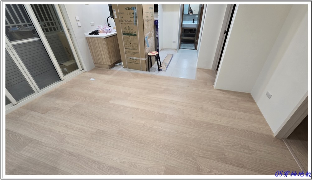 115/1/15 新北市三重區永福街 至臻系列IM-3105白色光漆橡木 繆思系列MUS-5494綠植砂岩