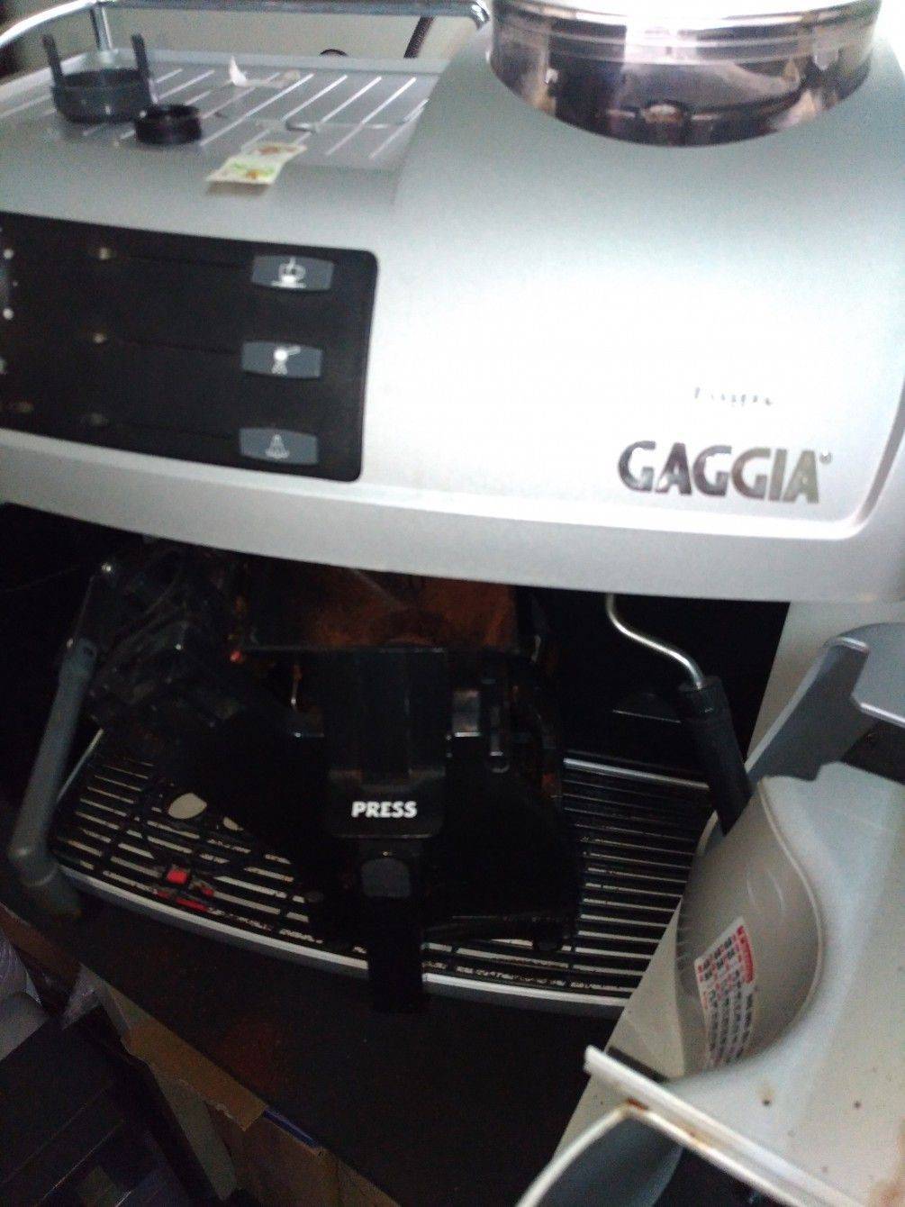 GAGGLA全自動咖啡機維修圖檔106..7.01維修處理