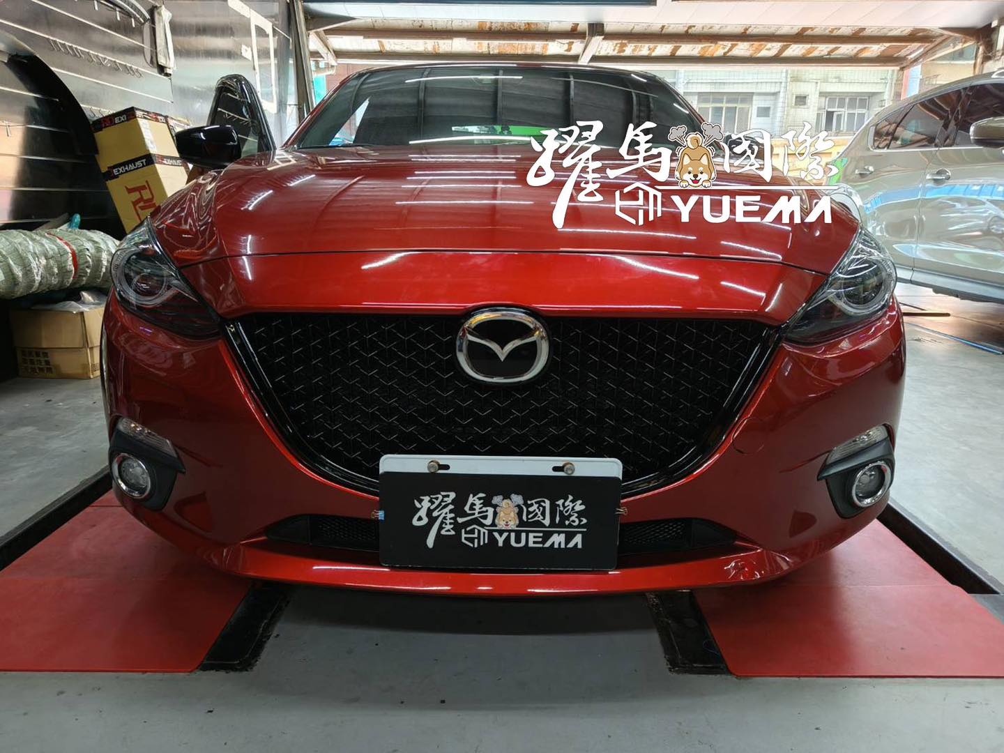 全亮黑款蜂巢中網