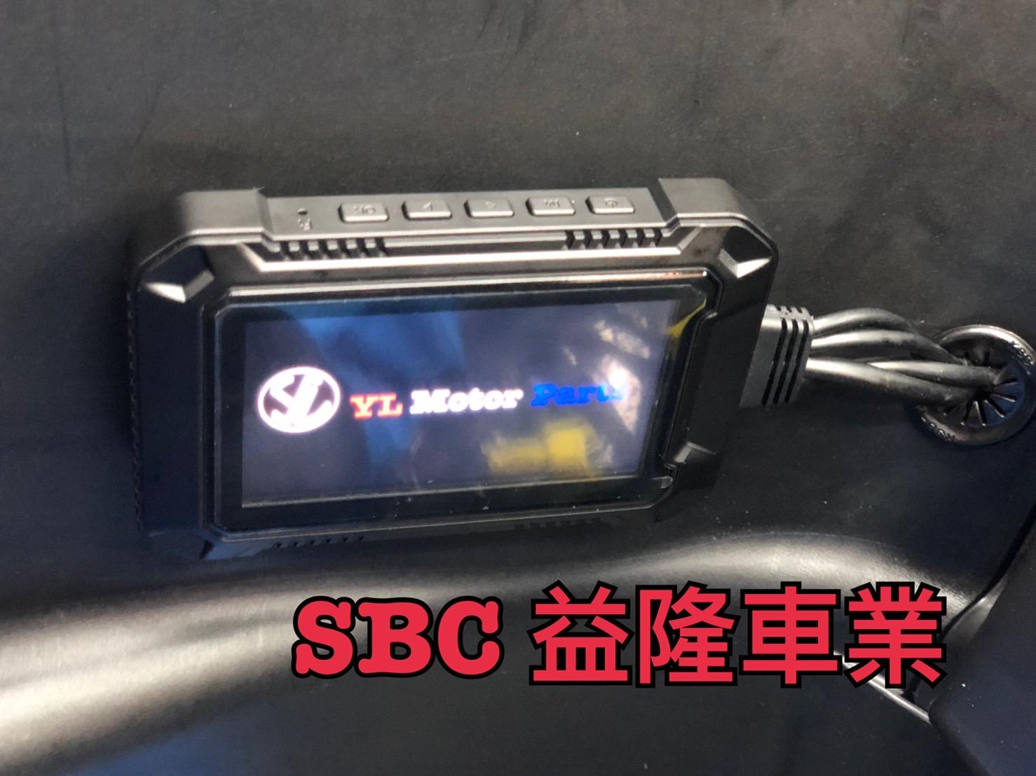 SYM JOYMAX Z+安裝益隆代理R8前後1080行車紀錄器-SYM SBC 益隆車業*