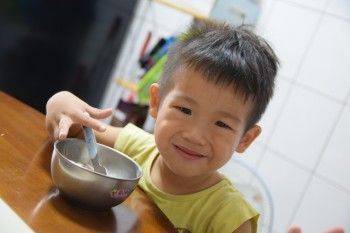 皮小祐及皮小C 幸福米麵、鮮果餅乾的特殊料理喔!!