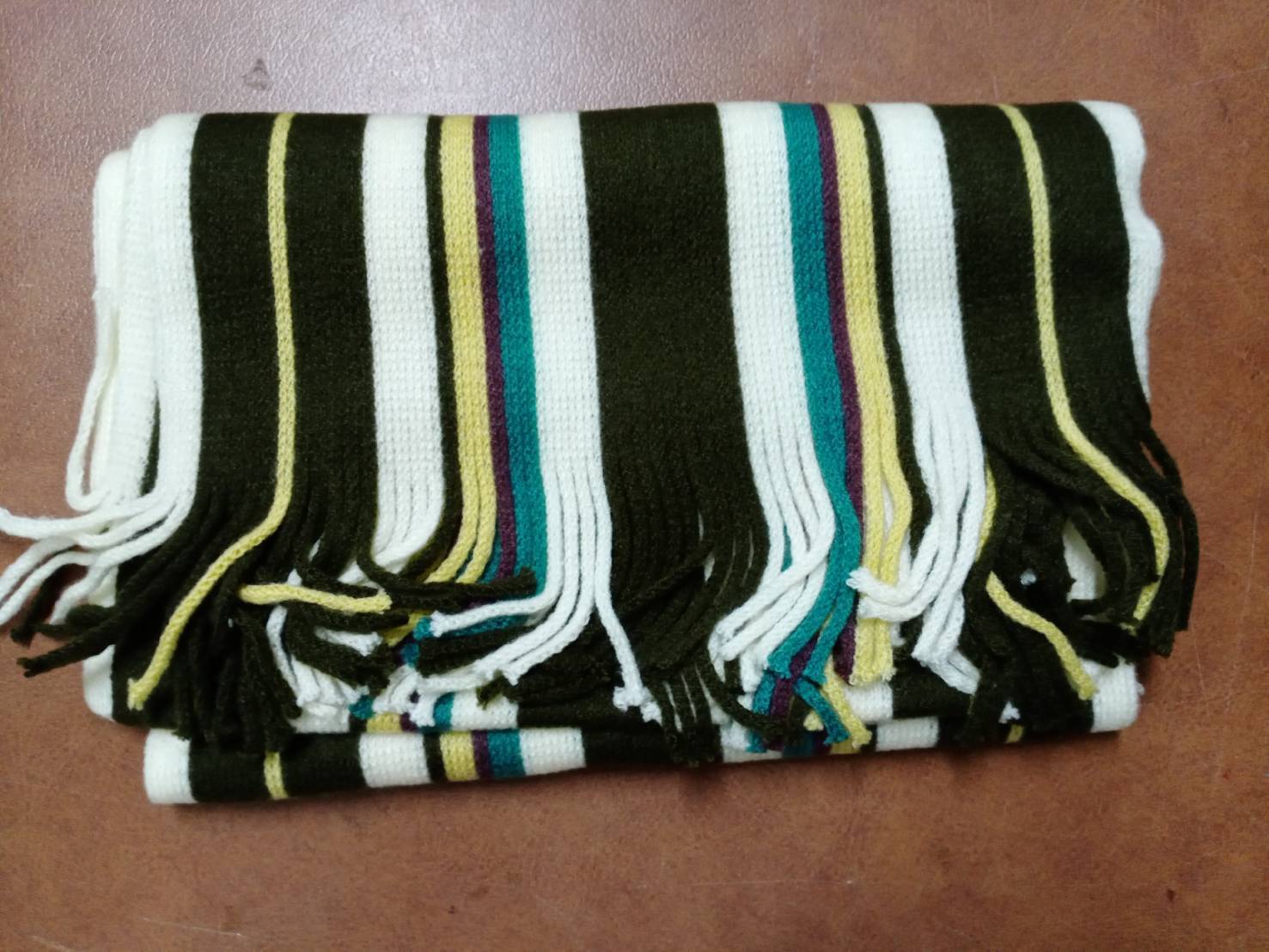 條紋長圍巾