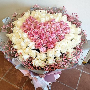 《真心愛你》99朵心型雙色玫瑰大型包裝情人節花束