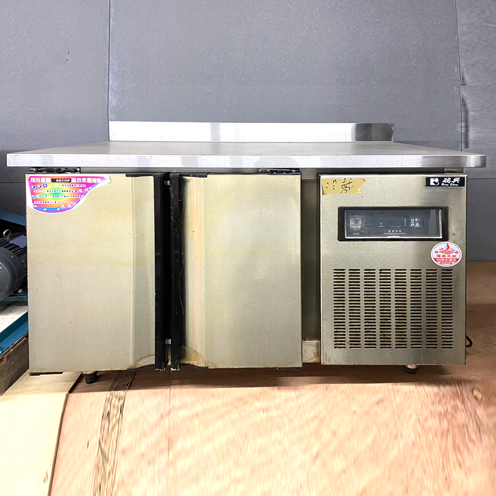 F413  工作台冰箱<BR>120cm x 70cm x 80cm