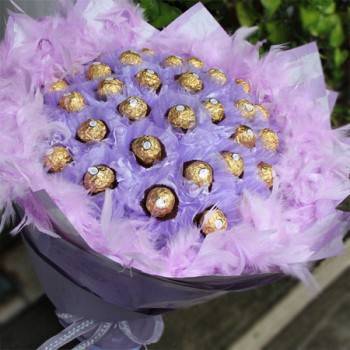 《愛永不渝》33朵甜蜜金莎巧克力花束