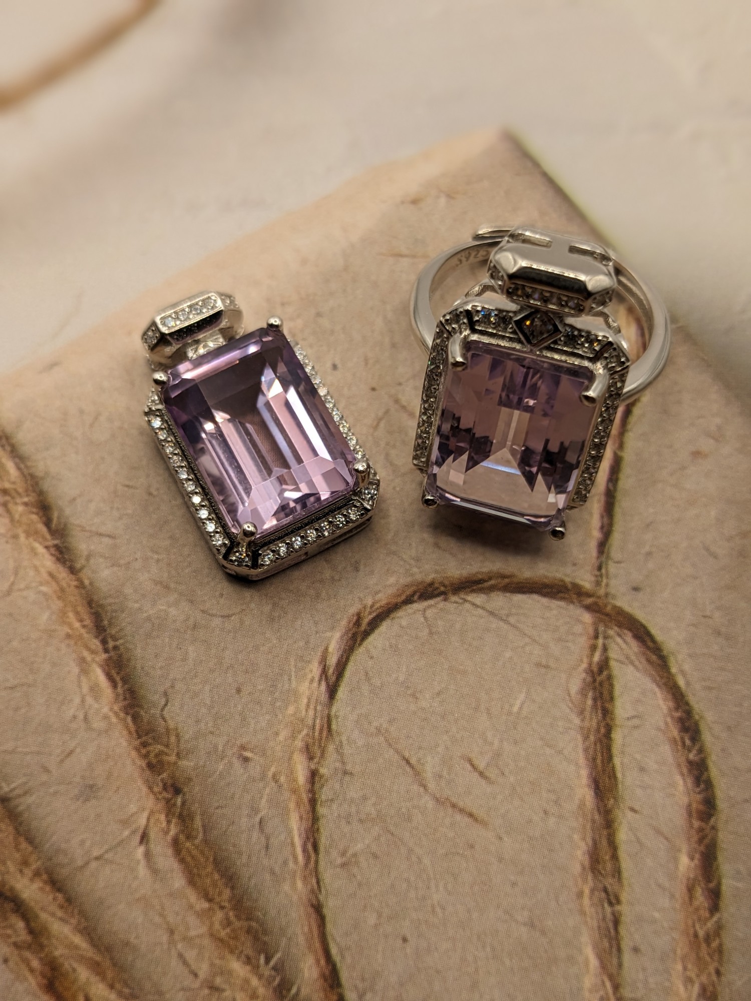 紫玉晶鑽切方鑽~項墜、戒子.925純銀包台套組 編號G24-4-4-6411
