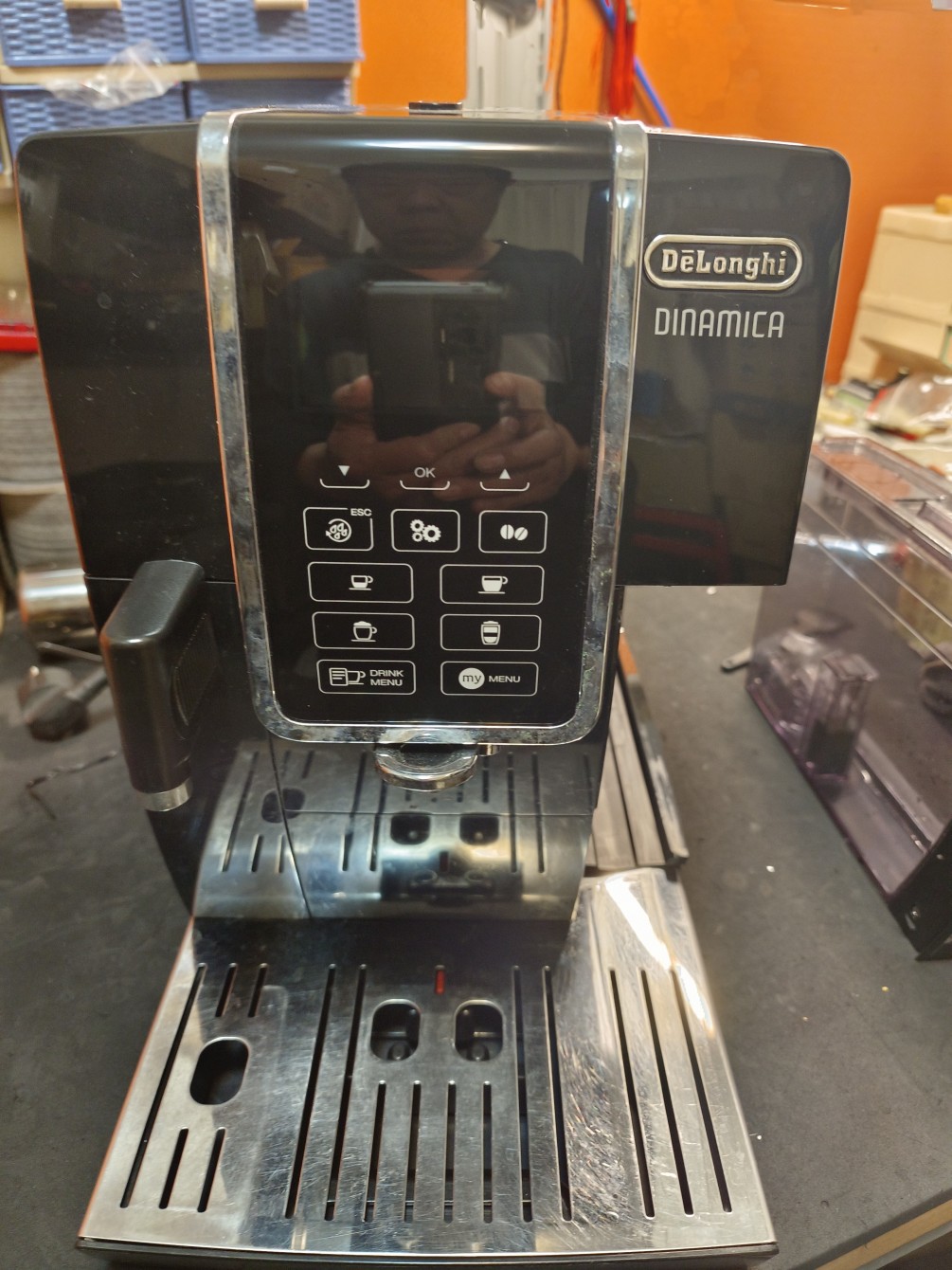 迪郎奇-35055-03-全自動咖啡機維修-無法正常磨豆-粉量異常維修保養