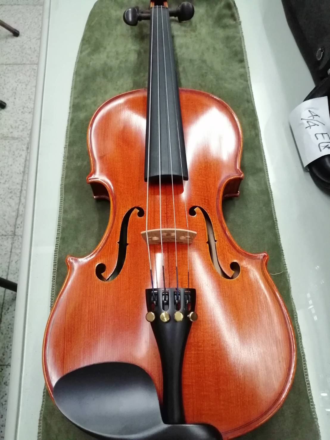 中古小提琴 3/4    材質很棒   音色好   很新