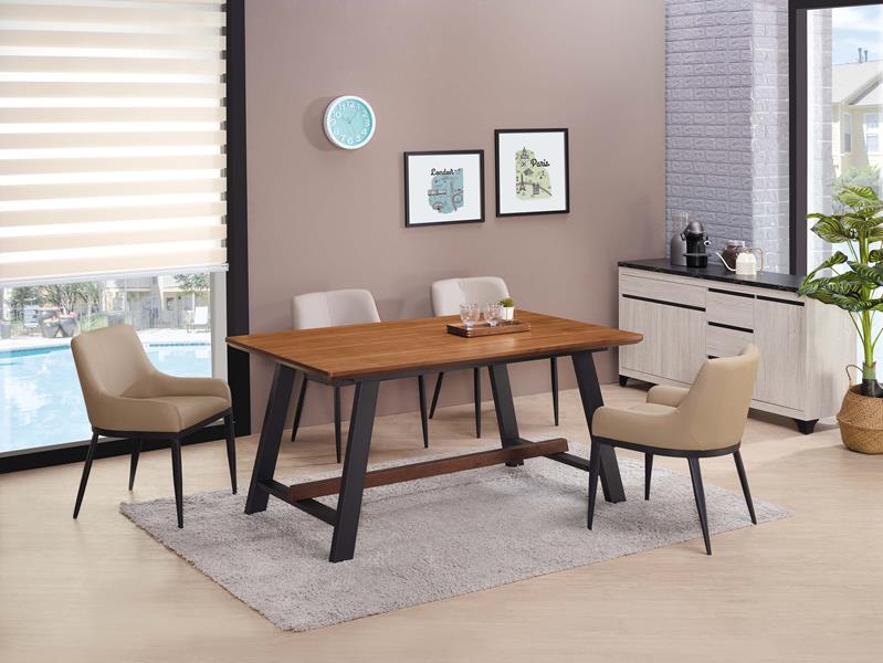 CO-526-1 無印生活胡桃色餐桌 (不含椅子)(不含其他產品)<br />尺寸:寬150*深90*高75cm
