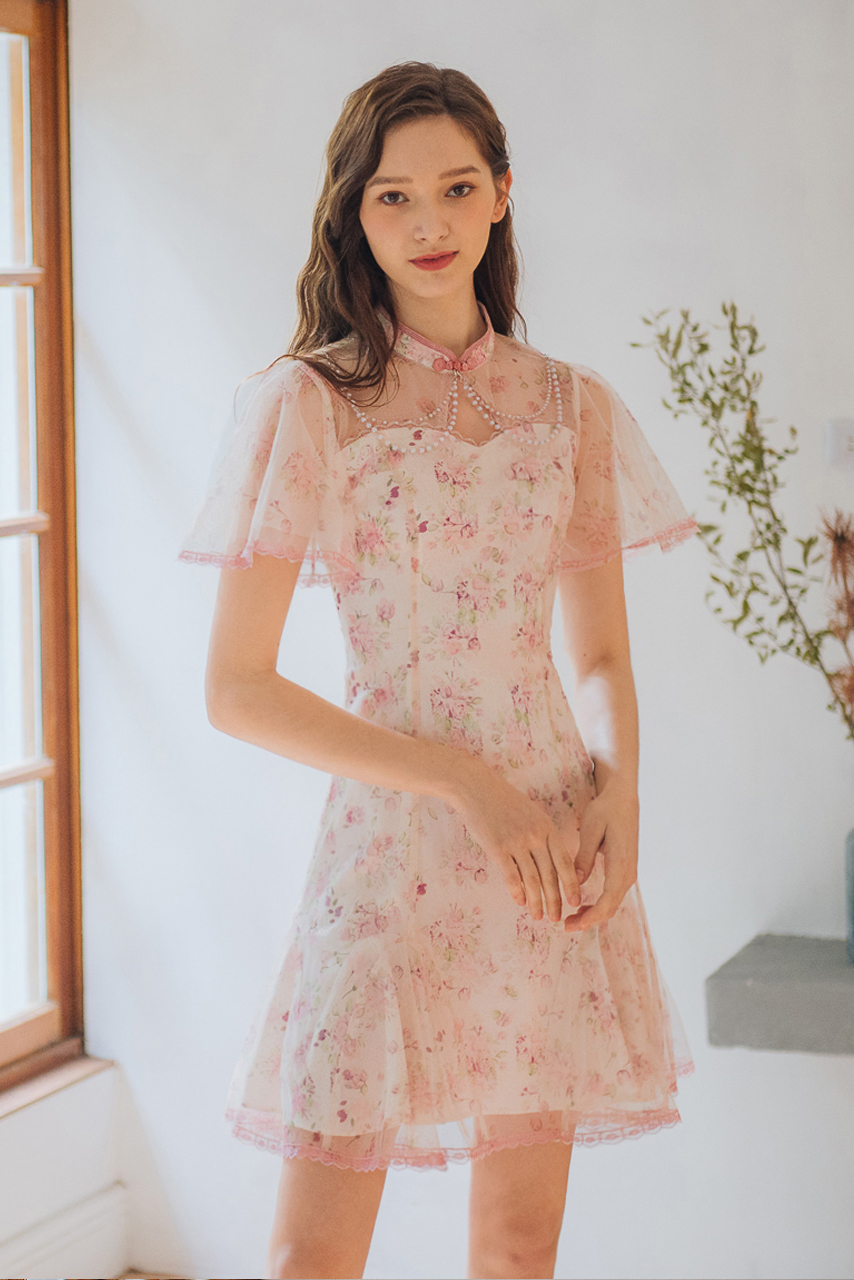 蕾絲印花金蔥粉色旗袍短洋裝(可拆式珍珠鍊)【17-7020】