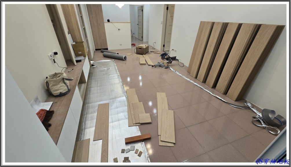 115/1/16 新北市新莊區民安西路 至臻系列 IM-3105白色光漆橡木