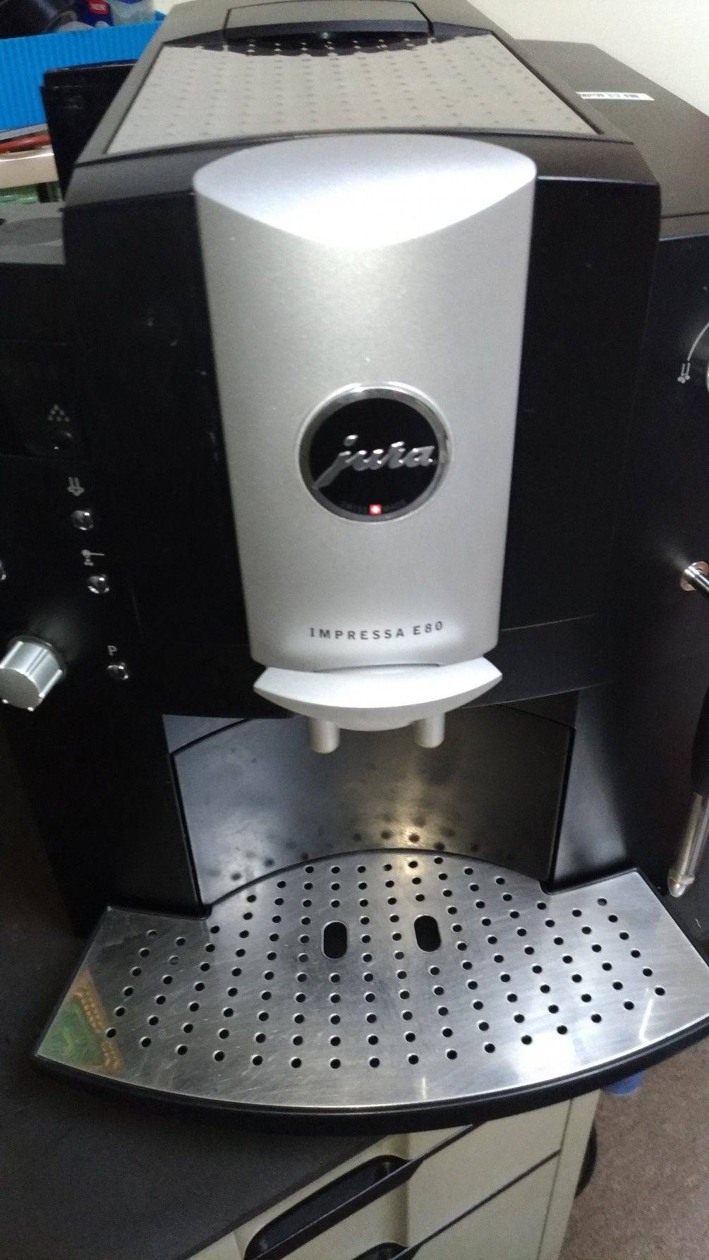 Jurae80全自動咖啡機.維修保養。更新墊圈清潔保養107'05'25