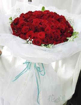 《嫁紗》99朵玫瑰滿天星求婚花束