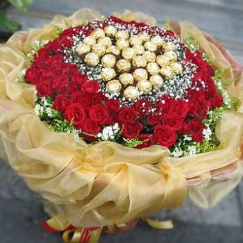 《你是心愛巧克力》豪華33朵金莎99朵玫瑰生日求婚花束