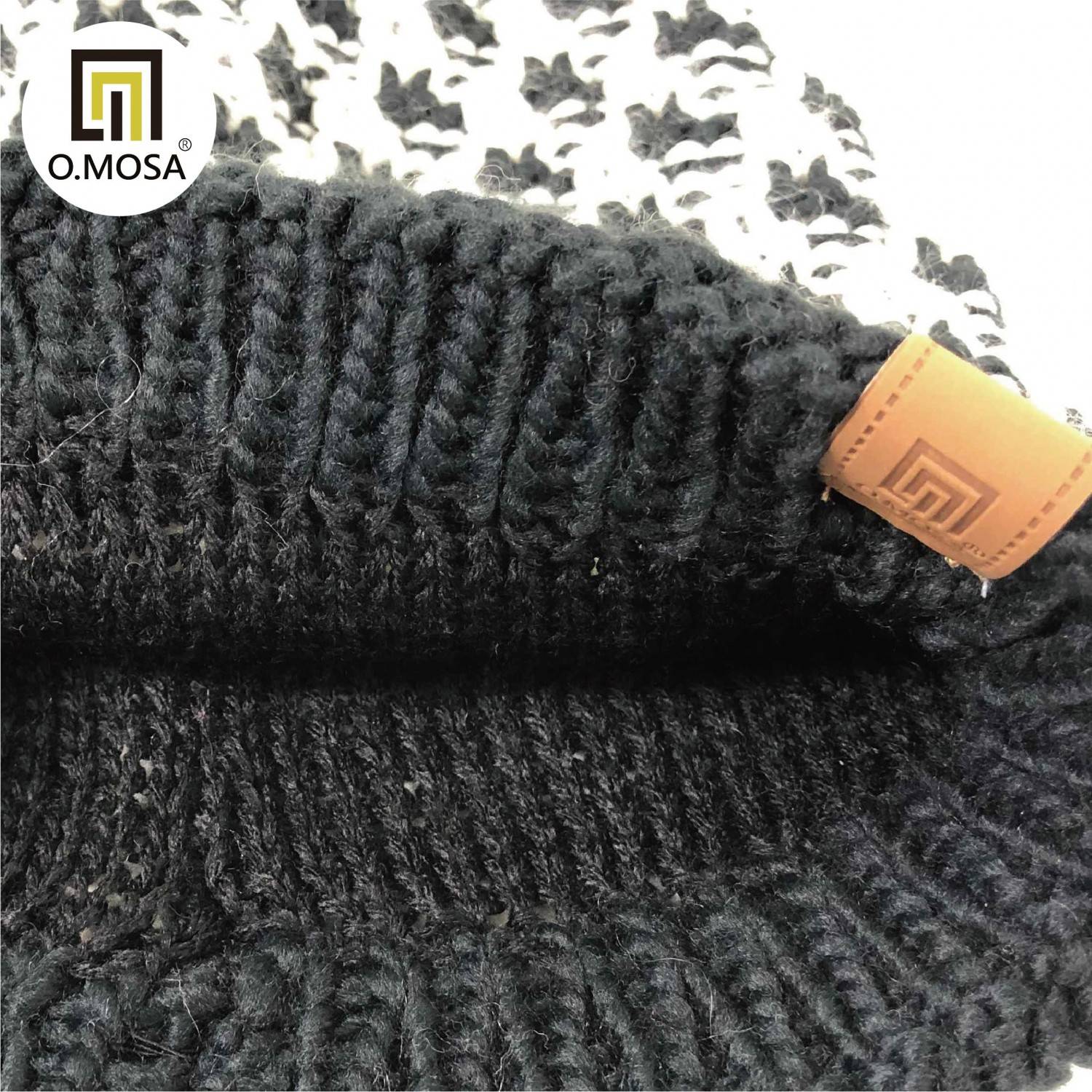 O.MOSA 雙色手鉤斜紋粗獷可機洗針織帽(黑白)