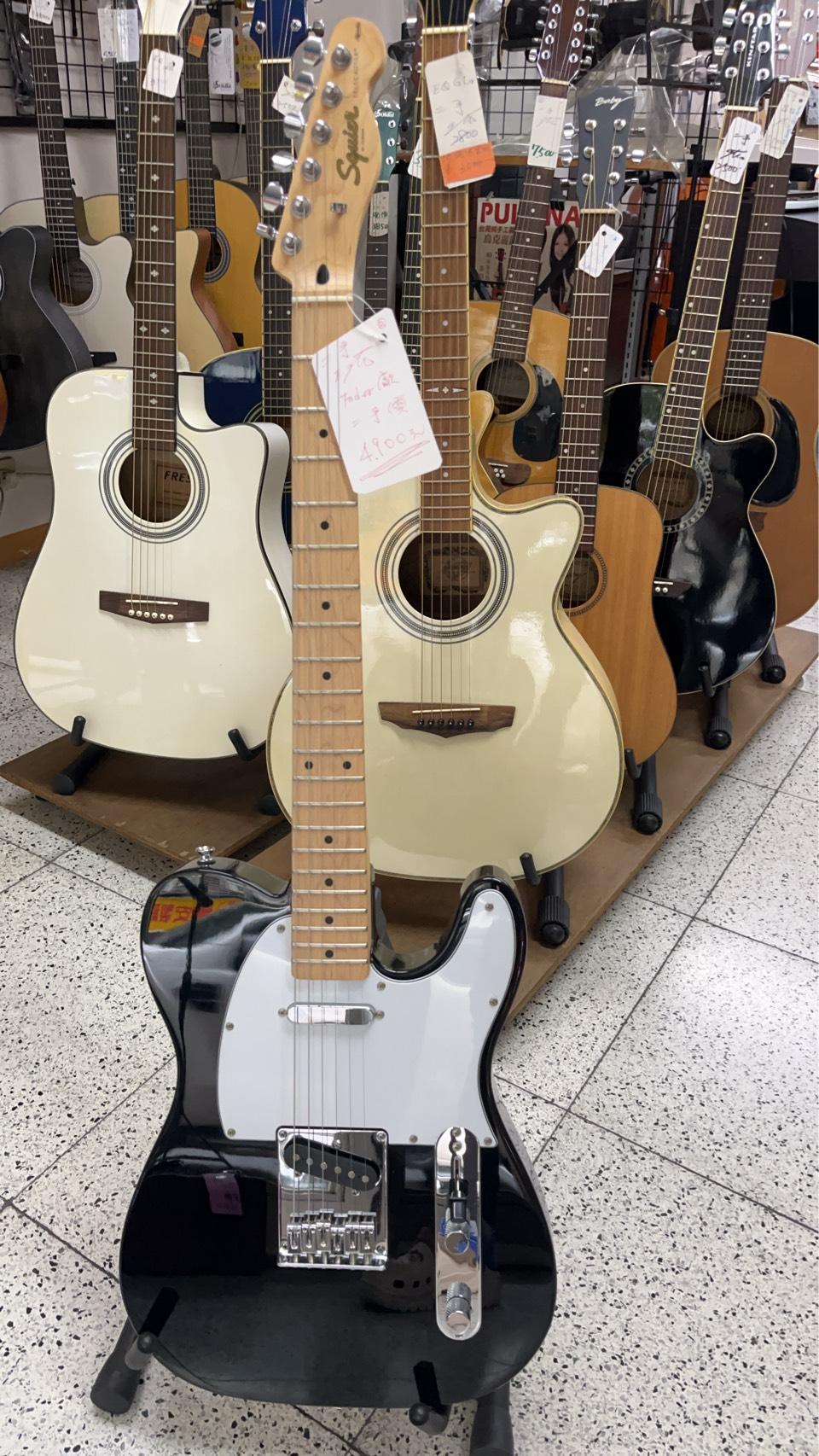 Squier  fender  二手電吉他  中古電吉他    全館清倉特價 感謝各大媒體爭鋒報導推薦 海洋樂器