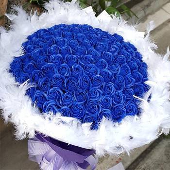 平價花店-《藏愛久久》99朵藍皂玫瑰花束