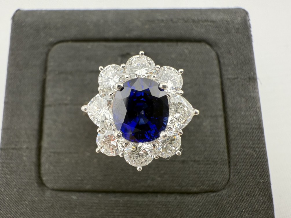 天然斯里蘭卡藍寶石鑽戒 2.12ct 配鑽約1.5ct 18K黃金 n1364-01