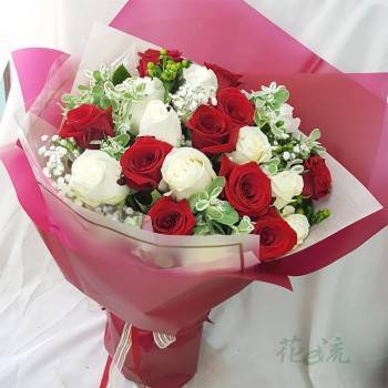 《兩情相悅》20朵進口大朵玫瑰花束