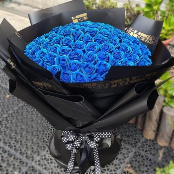 平價花店-《藏愛久久》99朵藍皂玫瑰花束