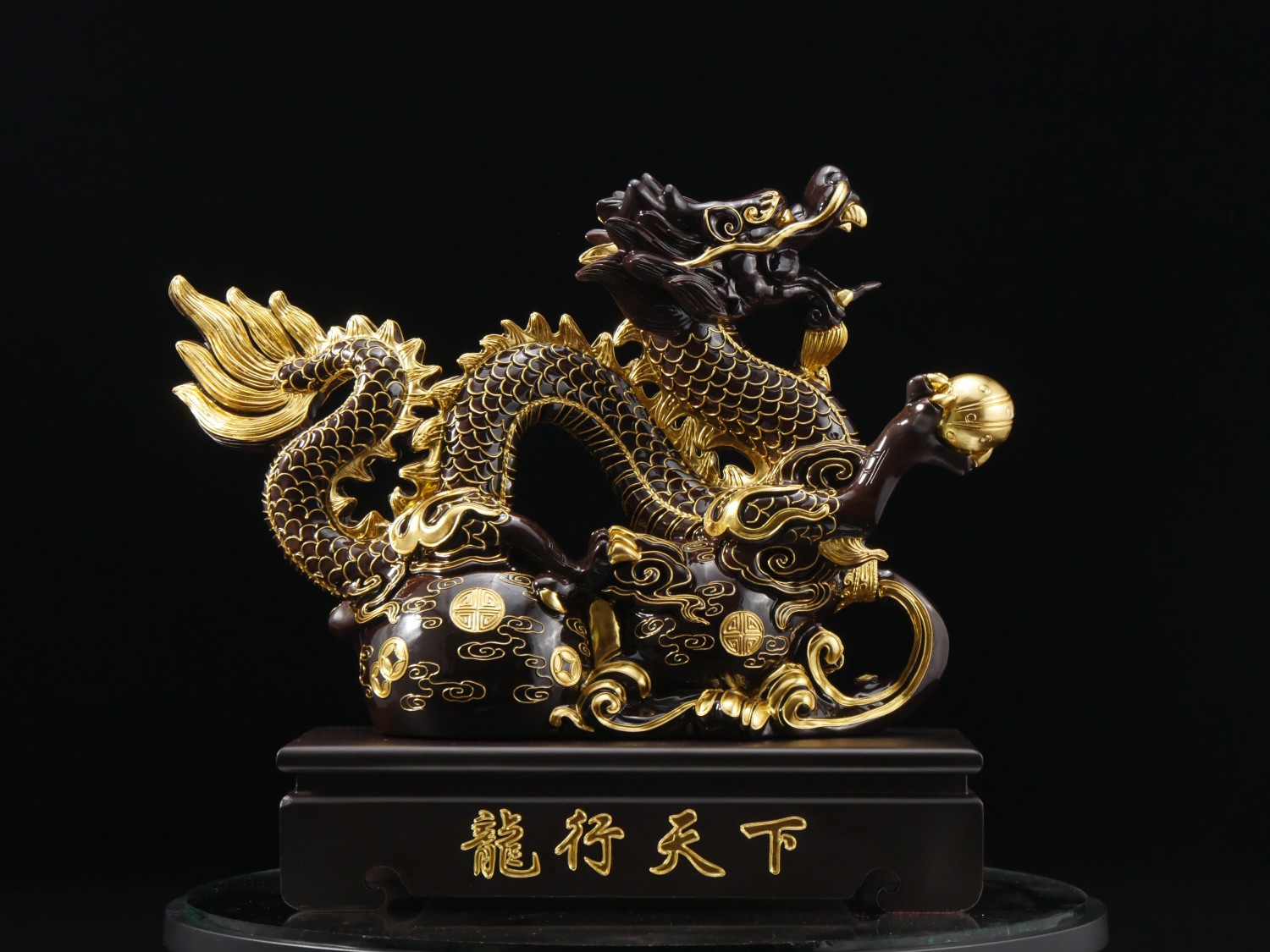 黃雪玉金線雕--「福祿祥龍」