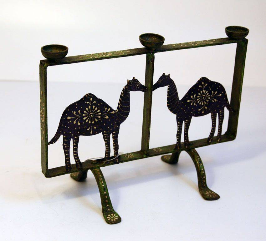 IOA-0437 老鑄鐵彩繪駱駝三杯燭台