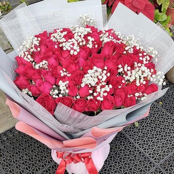 《真愛》99朵玫瑰滿天星花束(情人節花束精選)