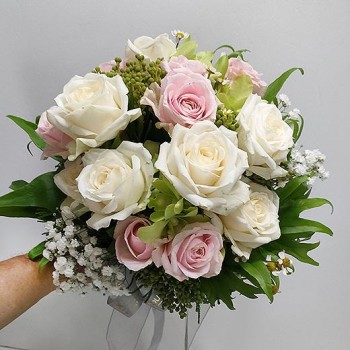 《淡雅》新娘捧花