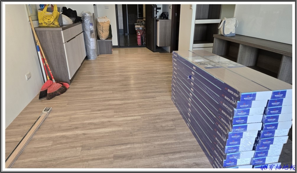 115/3/18 新北市三峽區長泰路 至臻系列IM-3105白色光漆橡木