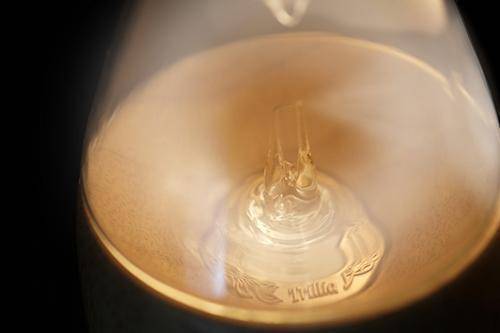http://60.249.71.46/~webtech/web/201400414/archive/Trillia_BEEVEY_handmade_wood_essential_oil_diffuser_p16-3.jpg